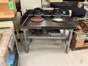 lot 6 image: Buehler Ecomet Metallurgical Polishers with table