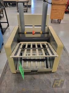 lot 42 image: Martin Yale CV7 Paper Folding Machine, Serial No. 2476