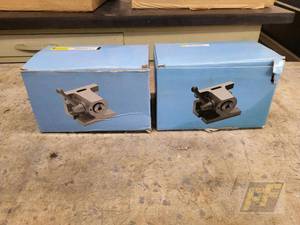 lot 106 image: (2) Interstate 9671025 Manual Type 5C HV Collet Fixtures, China