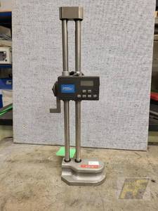 lot 110 image: Fowler Digital Height Gauge, Serial G1 002025, Digital Display