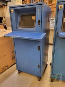 lot 131 image: Industrial Computer Enclosure, Blue, Metal, EDSAL Wheels, 59 Height