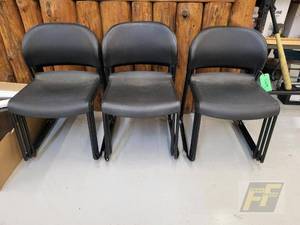 lot 151 image: (9) HON Model 4031 Black Stacking Chairs, Serial 8C9GA