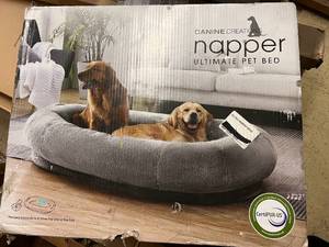 lot 30 image: Canine Creations Ultimate Cat Napper