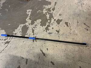 lot 10 image: 18 Eversprout Telescopic Pole
