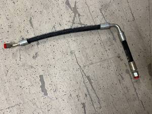 lot 57 image: 2.5ft, 34 Hydraulic Hose