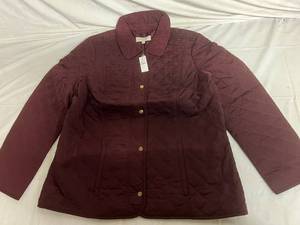 lot 82 image: Talbots Womens Quilted Jacket - L