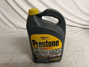 lot 19 image: Gallon of Prestone Antifreeze Coolant