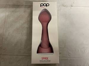 lot 121 image: Pop Sonic Spade Facial Cleanser