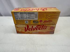 MM. 2x Velveeta