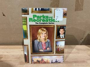 lot 359 image: Parks and Recreation The Complete Series (DVD)