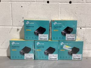 lot 546 image: LOT OF 5 TP-LINK 802.3af Gigabit PoE Injector  Convert Non-PoE to PoE Adapter TL-POE150S