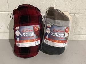 lot 555 image: LOT OF 2 Sunbeam Microplush Oversized Heated Throw