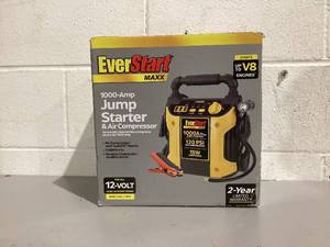 lot 572 image: EverStart Maxx 1000 Amp Jump Starter & Air Compressor