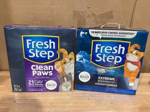lot 439 image: LOT OF 2 Fresh Step Febreeze Clumping Cat Litter