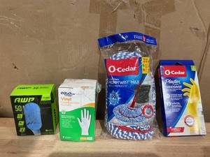 lot 444 image: LOT OF 8 Miscellaneous Cleaning Supplies