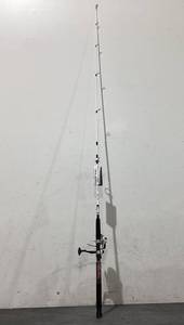 lot 619 image: Ugly Stik Spinning Combo 7