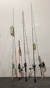 lot 630 image: LOT OF 5 Miscellaneous Fishing Rods
