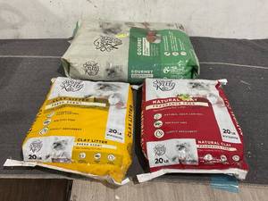 lot 221 image: LOT OF 3 Special Kitty Cat Litter & Cat Food