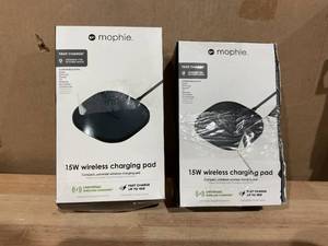 lot 468 image: LOT OF 2 Mophie Universal - Wireless Charging Pad  AC Power Adapter - 15 Watt