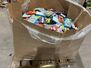 lot 96 image: Wholesale Pallet of Phone Cases