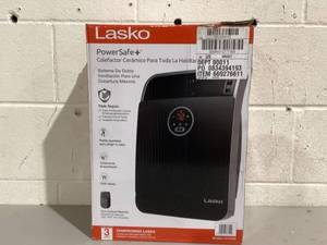 lot 230 image: Lasko 18 1500W Whole Room Ceramic Console Space Heater with Remote