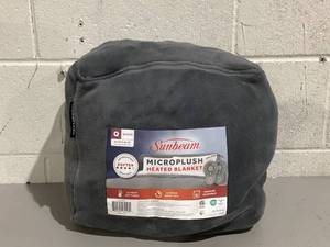 lot 235 image: Queen Size Sunbeam Blanket Grey Microplush, 12 Heat Settings, 12-Hour Auto Shut-Off, Electric Heated Blanket with Controller, 90 x 84