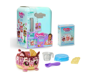 lot 256 image: Cookeez Makery Freezy Cakez Mix & Decorate Your Scented, Shivering, Interactive Plush, Ages 5