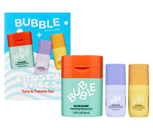 lot 705 image: LOT OF 3 3PCS Bubble Frosty Faces Holiday Gift Set with Slam Dunk 30ml, Water Slide 5ml, and Day Dream 5ml