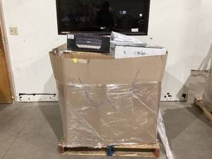 lot 908 image: Wholesale Pallet of Miscellaneous Items