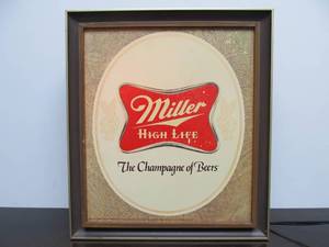 lot 74 image: Working Vintage MILLER HIGH LIFE Lighted Beer Sign