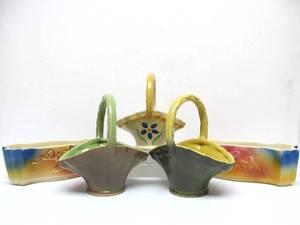 lot 113 image: Nice Lot of Vintage SHAWNEE Pottery PlantersToothpick Holders etc #1