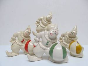 lot 127 image: Set of 4 Vintage 1950s Ceramic Clown wBall PlantersHolders - 4 Different Colors