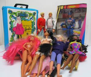 lot 134 image: Large Group of Assorted BARBIE Dolls - Some Vintage