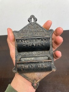 lot 179 image: Antique 1880s Cast Iron Wall Pocket Match Holder 