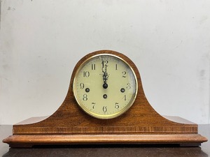 lot 188 image: Very Nice Working Vintage HOWARD MILLER Mantel Clock