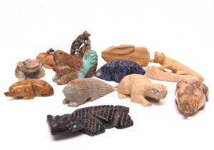 lot 167 image: Collection of Handmade Signed Zuni Stone Animal Fetish Carvings #5 - Beavers Bear etc