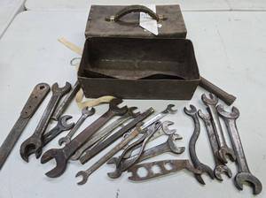 lot 196 image: Box Full of Vintage & Antique Wrenches