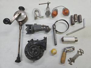 lot 205 image: Group of Vitage & Antique Tools Sparton Automobile Horn etc
