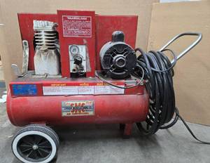 lot 208 image: Working Sanborn 10HP Air Compressor 