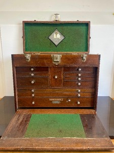 lot 8 image: Antique GERSTNER Machinists Tool Chest 