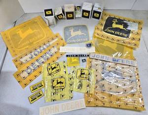 lot 316 image: Large Lot of NOS Vintage JOHN DEERE Decals