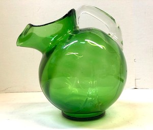 lot 348 image: Vintage Green & Clear Glass Deco Ball Pitcher