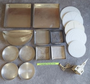 lot 351 image: Great Lot of Vintage Cake Pans - 16 Square Pans, 18 Round Wedding Cake Pans & Light-up Church