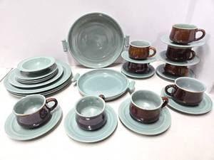 lot 369 image: Group of RED WING Village Green Dishware