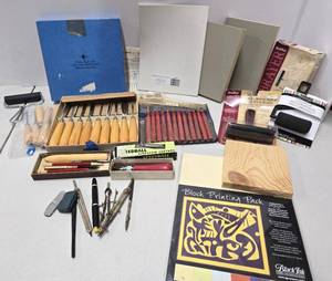 lot 374 image: Large Lot of Brand New Artist Supplies Sculpting & Wood Carving Tools Chisels etc