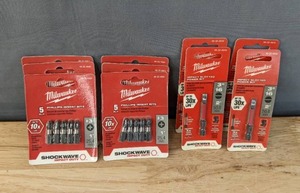 lot 68 image: Brand New Milwaukee 6 5-Piece Phillips Insert Tips and 4 Impact Slotted Power Bits K
