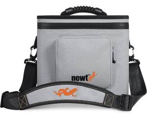 lot 63 image: New COOS BAY NEWT Fully Waterproof Padded Camera Shoulder Bag with Leak-Proof Zipper $58.99 Retail B