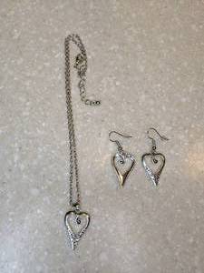 lot 404 image: New Heart Shaped Necklace Pierced Earrings Silvery P