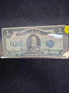 lot 14 image: 1923 $1Canadian Blue Seal Large Note