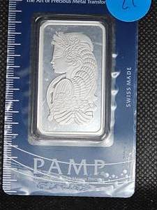 lot 21 image: SWISS PAMP 1 Troy Oz Silver Slab